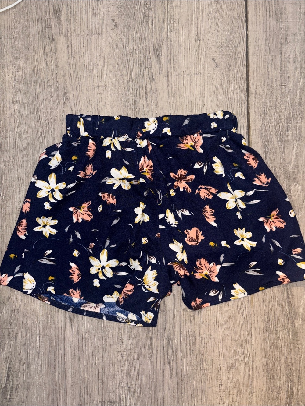 SHEIN Navy Floral Elastic-Waist Women’s Shorts